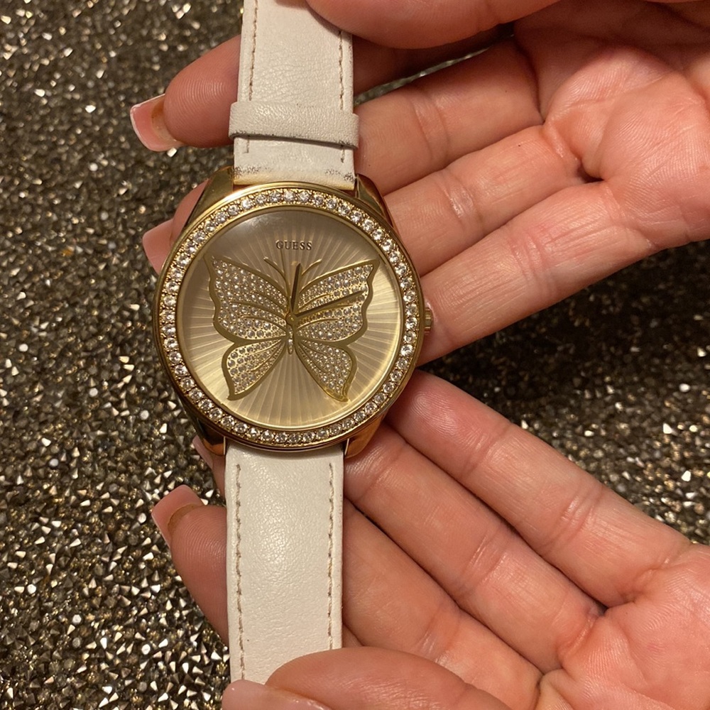 Guess Guess - Picture 2 of 9